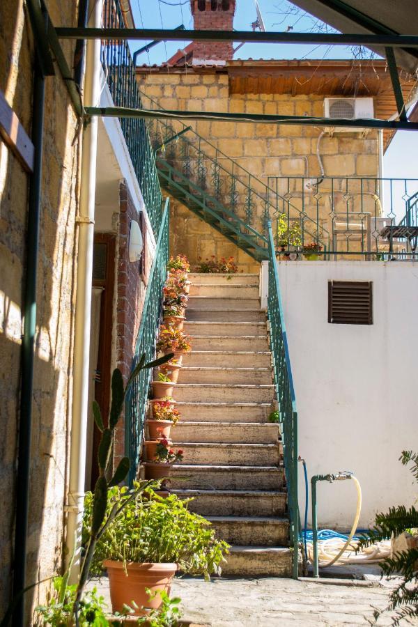 Begonville Pansiyon Side Exterior photo